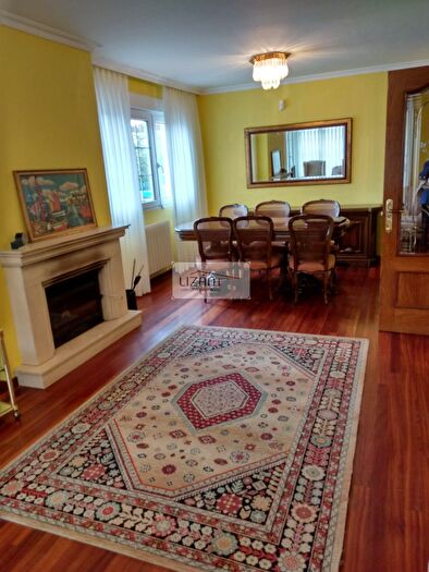 Casas en venta y pisos alquiler - 2