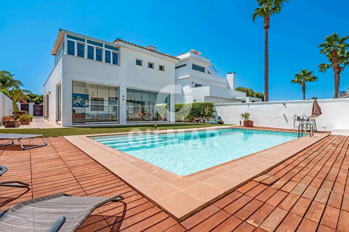 Casa en venta en Los Gallos, Chiclana de la Frontera de 4 habitaciones