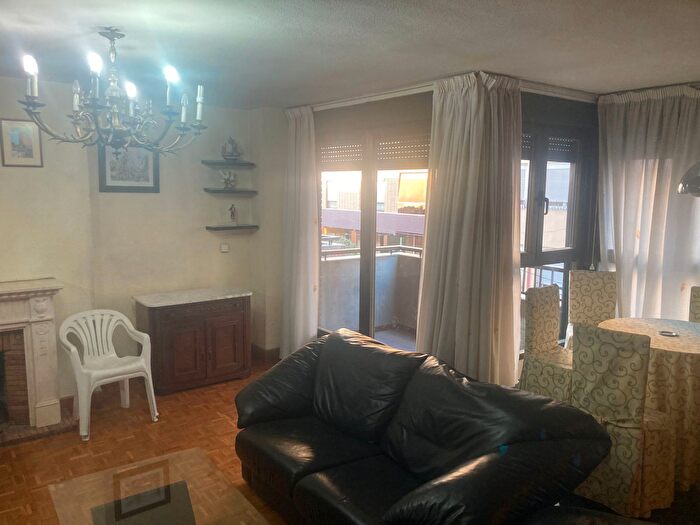 Casas en venta y pisos alquiler - 2