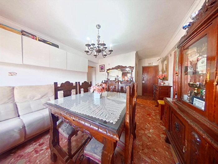 Piso en venta en Levante, Sagunto Edisol de 6 habitaciones