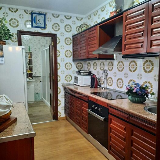 Casas en venta y pisos alquiler - 3