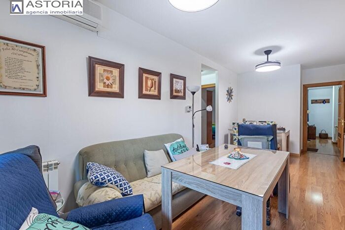 Casas en venta y pisos alquiler - 2