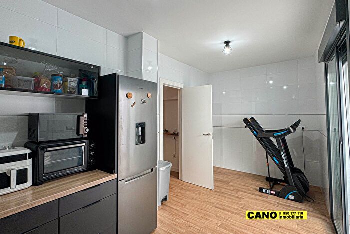 Casas en venta y pisos alquiler - 2
