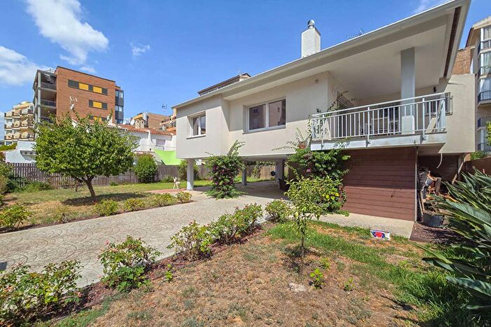 Casa en venta en Santa Margarita, Roses de 3 habitaciones