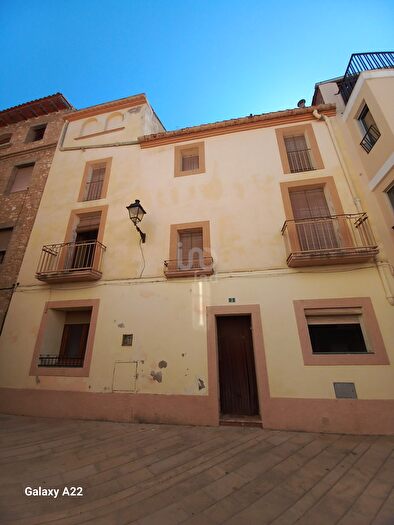 Casas en venta y pisos alquiler - 1
