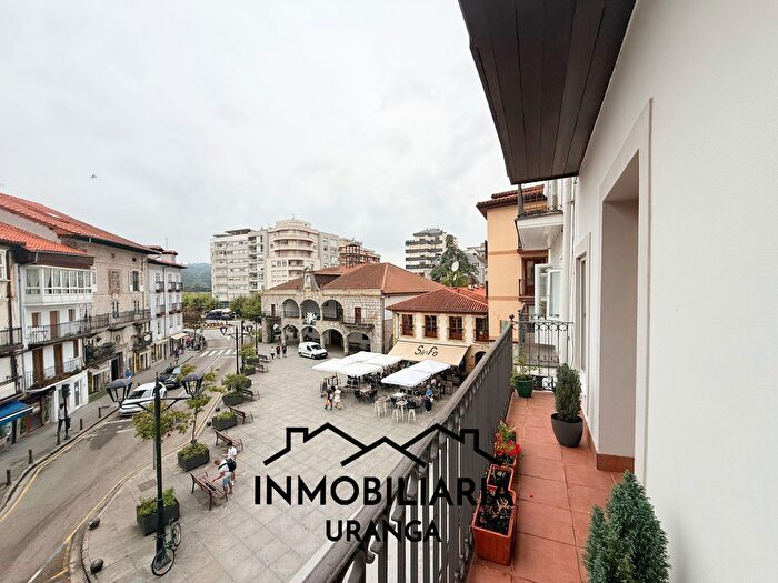 Casas en venta y pisos alquiler - 1
