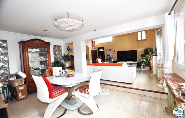 Casa en venta en Nord, Roses de 2 habitaciones