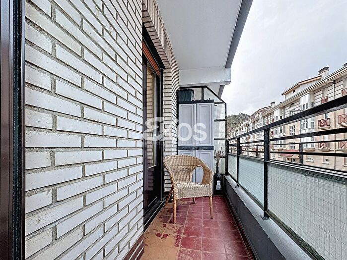 Casas en venta y pisos alquiler - 2