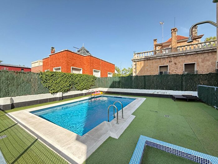 Casas en venta y pisos alquiler - 1