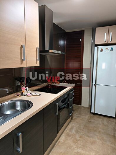 Casas en venta y pisos alquiler - 2