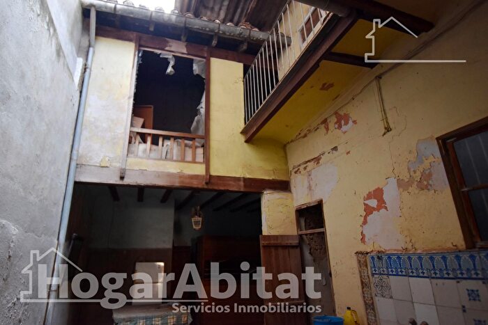Casas en venta y pisos alquiler - 1