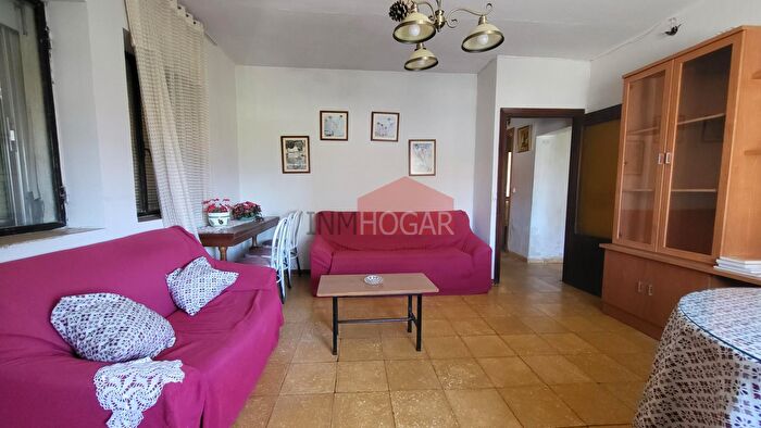 Casas en venta y pisos alquiler - 1