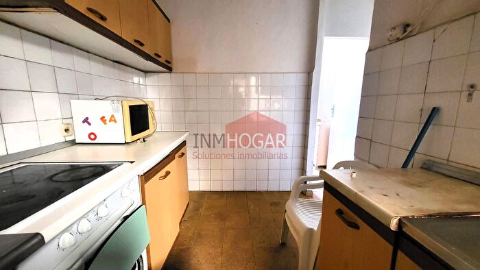 Casas en venta y pisos alquiler - 3