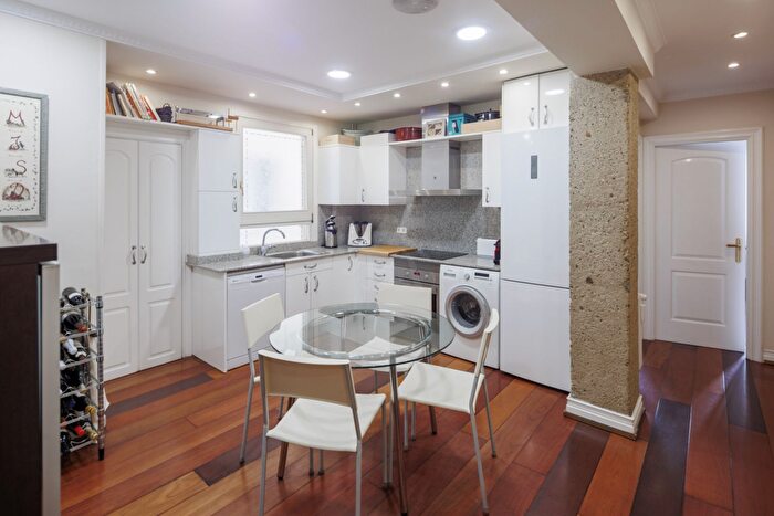 Casas en venta y pisos alquiler - 2