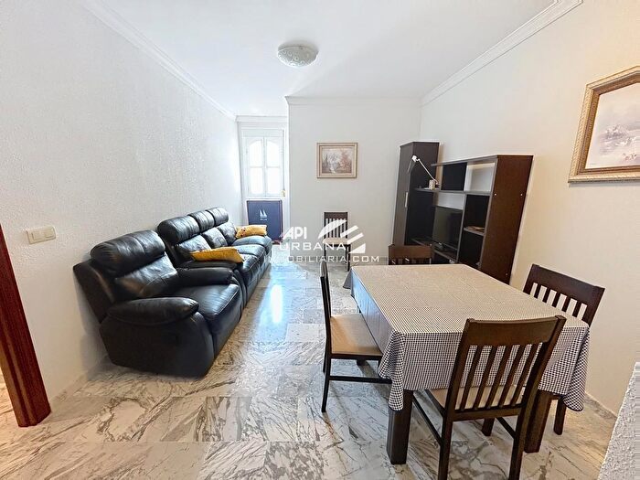 Casas en venta y pisos alquiler - 1