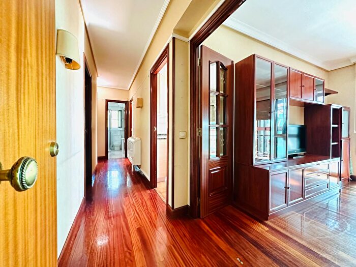 Casas en venta y pisos alquiler - 2