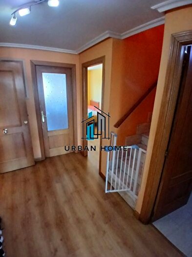 Casas en venta y pisos alquiler - 2