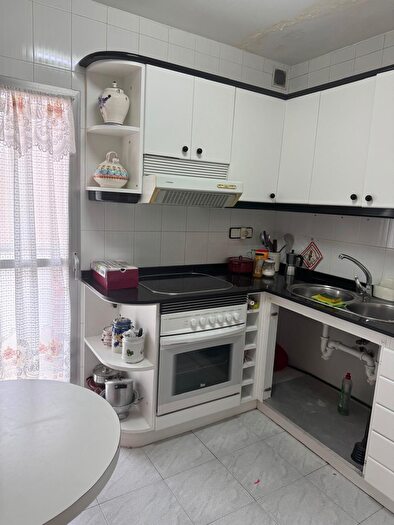 Casas en venta y pisos alquiler - 2