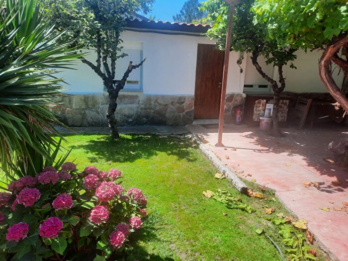 Casas en venta y pisos alquiler - 1