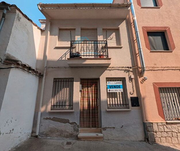 Casas en venta y pisos alquiler - 1