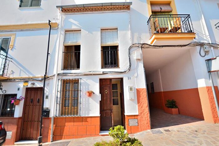 Casa en venta en Arriate, Málaga de 3 habitaciones