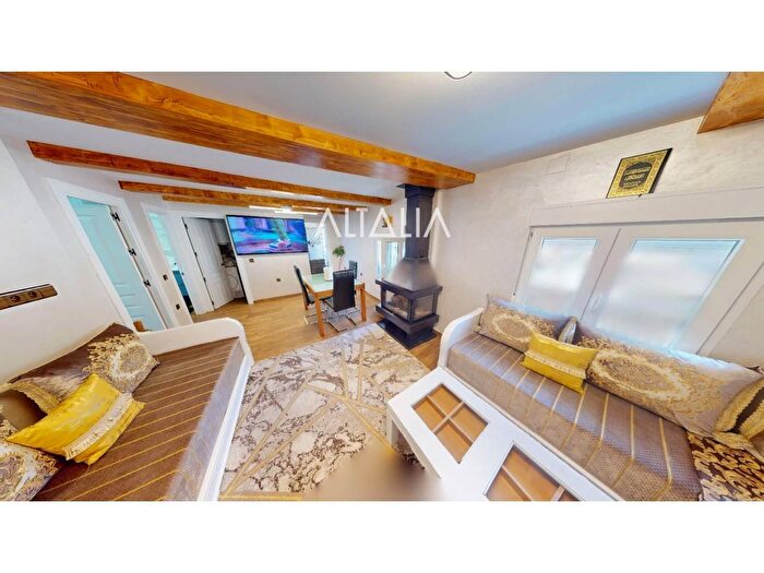 Casas en venta y pisos alquiler - 2