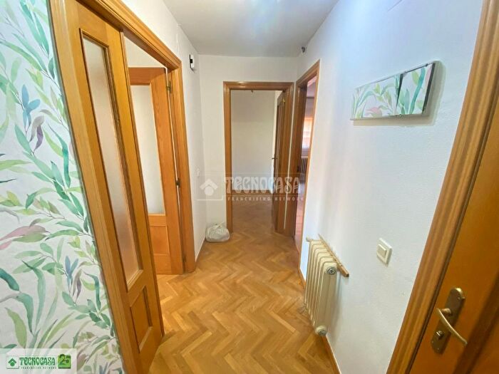Casas en venta y pisos alquiler - 2