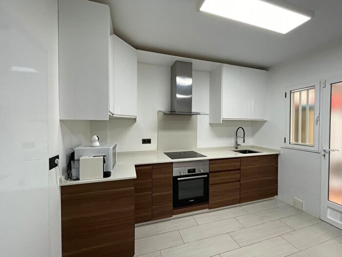 Casas en venta y pisos alquiler - 2