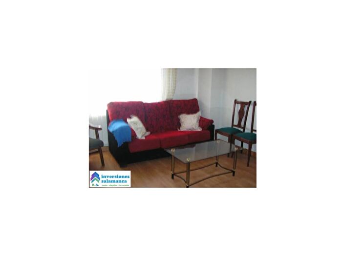 Piso en alquiler en San Bernardo Carmelitas Campus, Carmelitas de 3 habitaciones