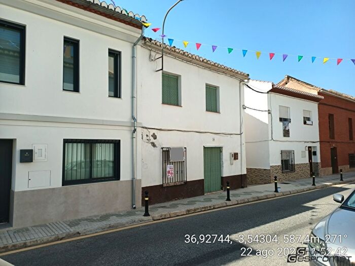 Casas en venta y pisos alquiler - 1
