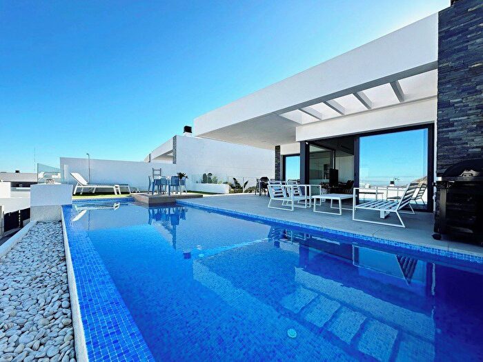 Casa en venta en Rojales, Alicante de 3 habitaciones
