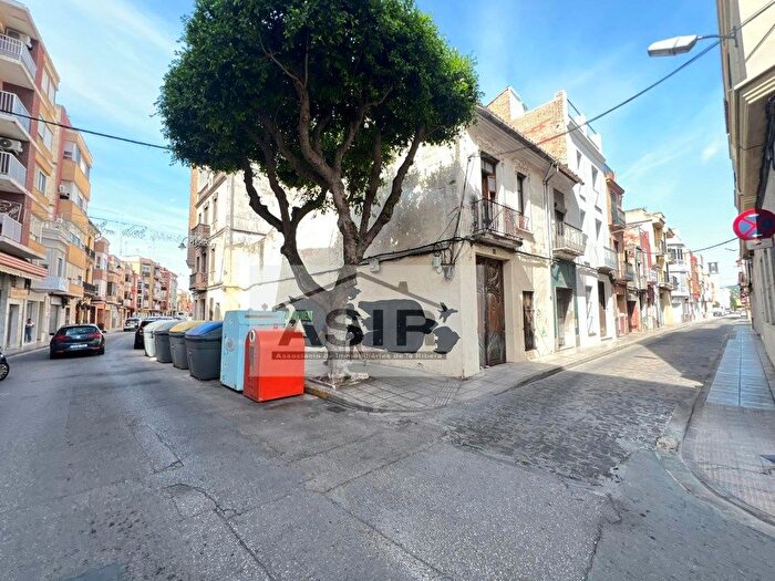 Casas en venta y pisos alquiler - 1