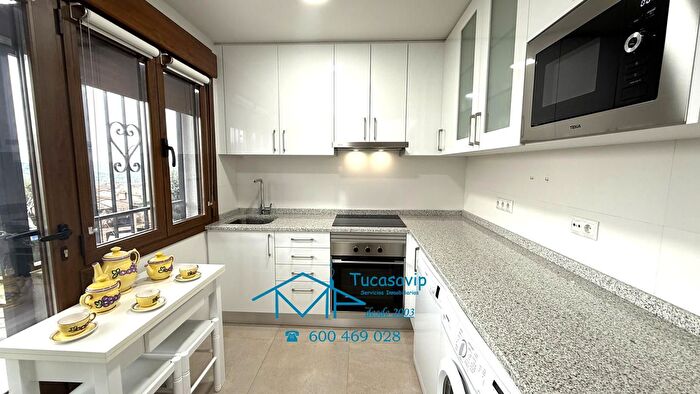 Casa en venta en Cebreros, Ávila de 4 habitaciones