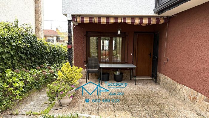 Casas en venta y pisos alquiler - 3