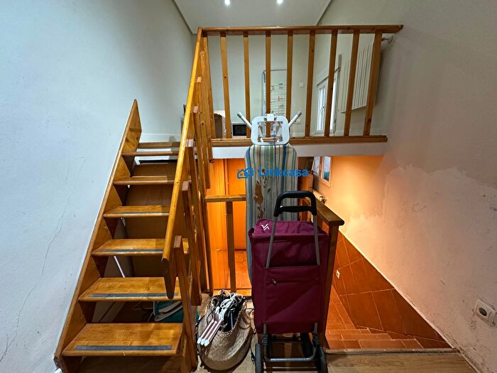 Casas en venta y pisos alquiler - 2