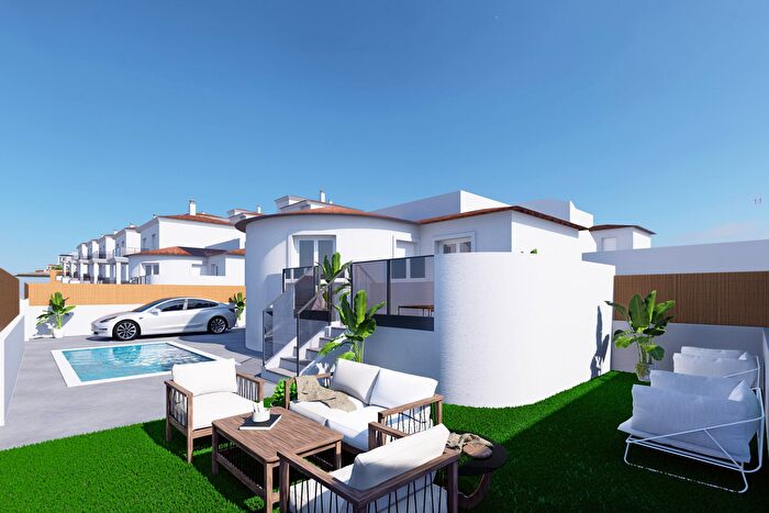 Casa en venta en Castalla, Alicante de 3 habitaciones