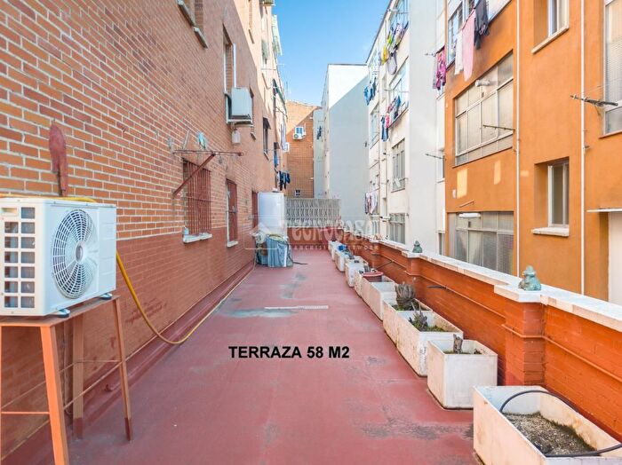 Casas en venta y pisos alquiler - 1