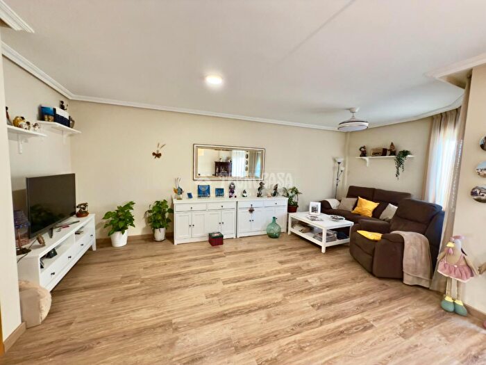 Casas en venta y pisos alquiler - 2