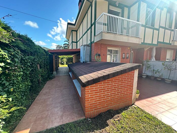 Casas en venta y pisos alquiler - 2