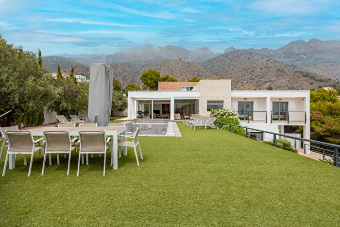 Casa en venta en Altea ciudad, Altea de 5 habitaciones