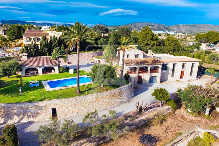 Casa en venta en Benissa pueblo, Benissa de 6 habitaciones