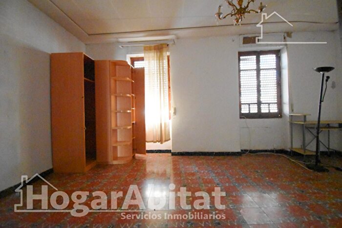 Casas en venta y pisos alquiler - 2