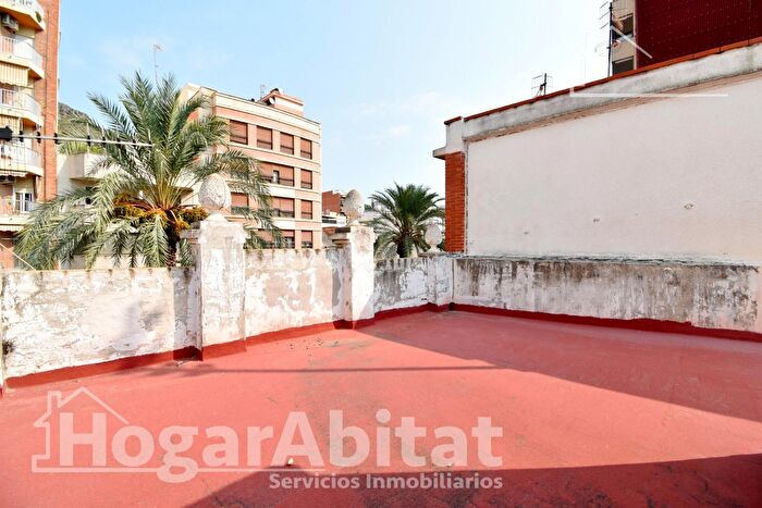 Casa en venta en Tavernes de la Valldigna, Valencia de 4 habitaciones