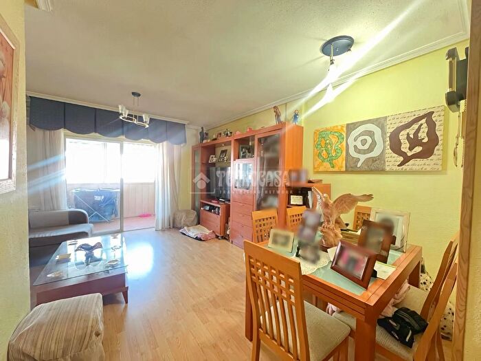 Casas en venta y pisos alquiler - 2