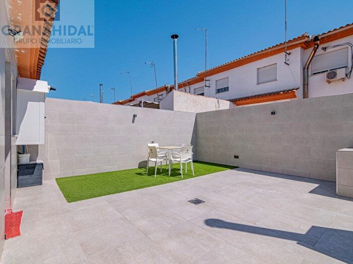 Casa en venta en Peligros, Granada de 3 habitaciones
