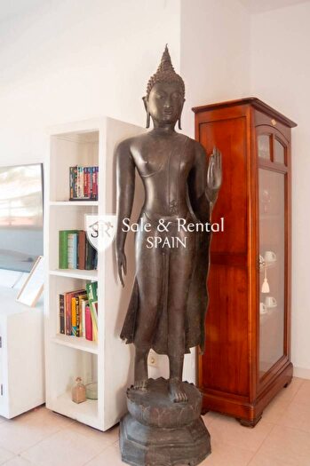 Casas en venta y pisos alquiler - 3