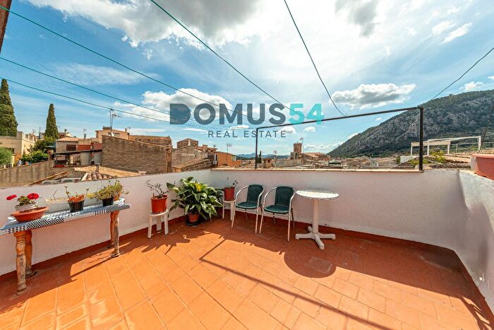Casas en venta y pisos alquiler - 1