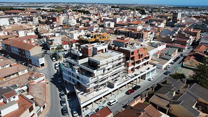 Casas en venta y pisos alquiler - 1