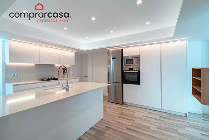 Casas en venta y pisos alquiler - 1
