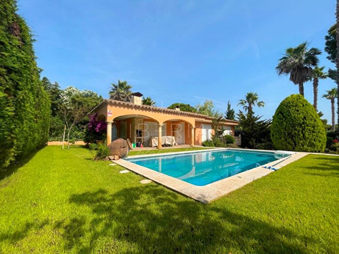 Casa en venta en Torre Valentina Mas Vilar de La Mutxada Treumal, Calonge i Sant Antoni de 3 habitaciones